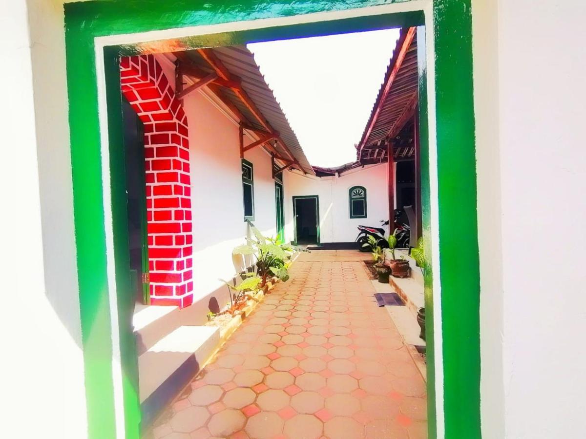 Reddoorz Syariah @ Ndalem Kembang Sore Yogyakarta Extérieur photo