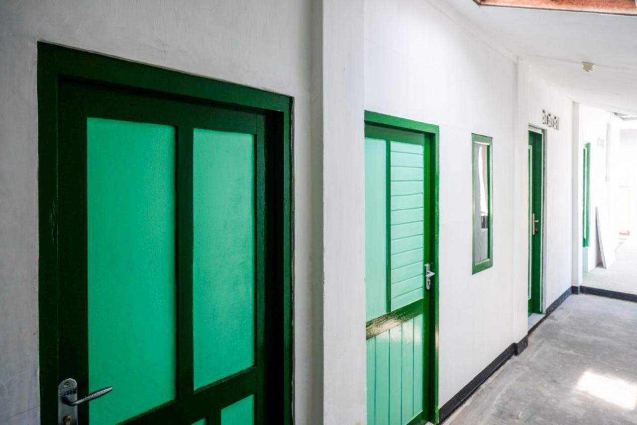Reddoorz Syariah @ Ndalem Kembang Sore Yogyakarta Extérieur photo