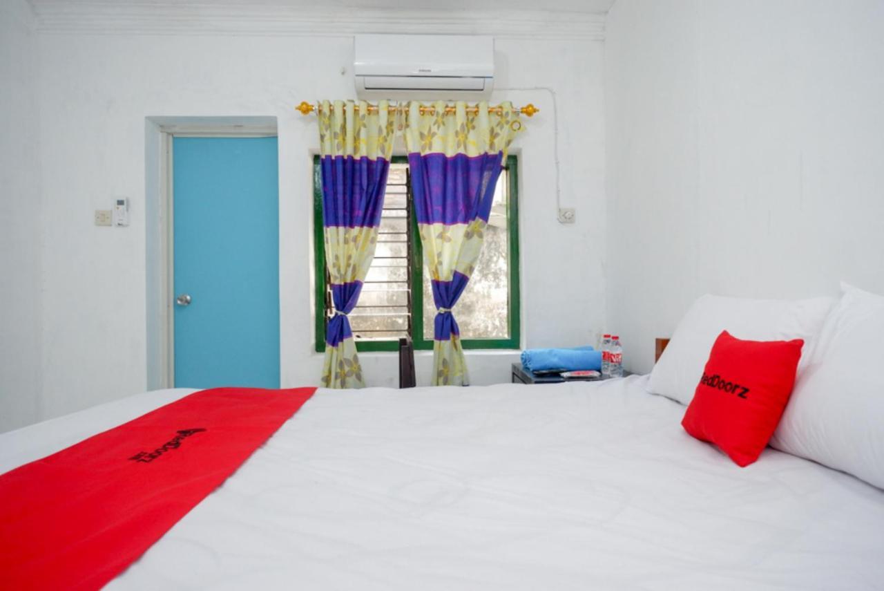 Reddoorz Syariah @ Ndalem Kembang Sore Yogyakarta Extérieur photo