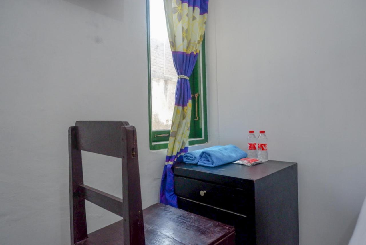 Reddoorz Syariah @ Ndalem Kembang Sore Yogyakarta Extérieur photo